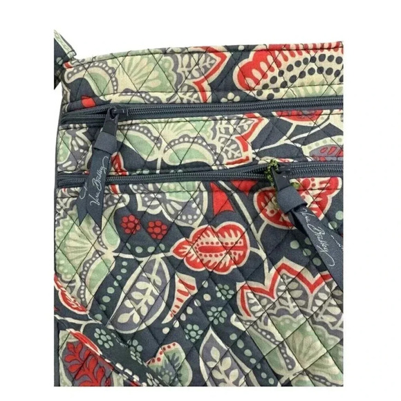 Retired Vera Bradley Nomadic Floral Triple Zip Hipster Crossbody Bag - Picture 4 of 5